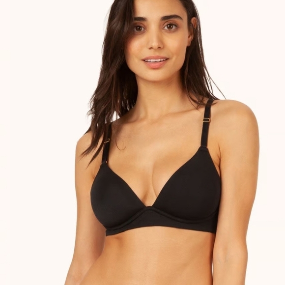 NWT Lively All-Day Plunge Wireless bra Jet Black Style #45540 Size 32DDD - Picture 1 of 11